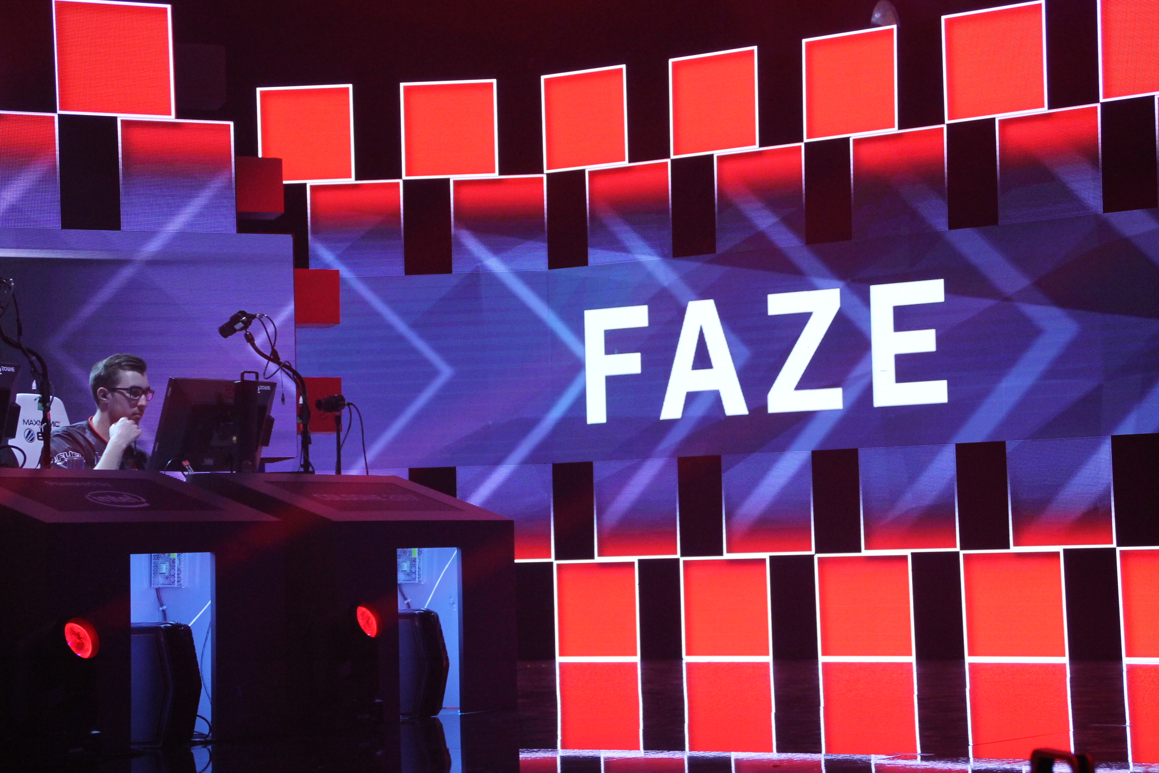 faze team with kio