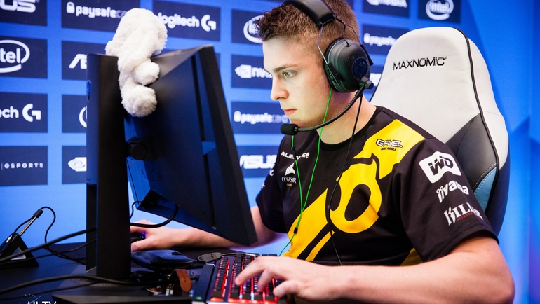 3 aces på Majorens første dag