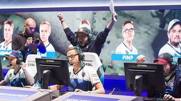 Pimp bænkes på Liquid