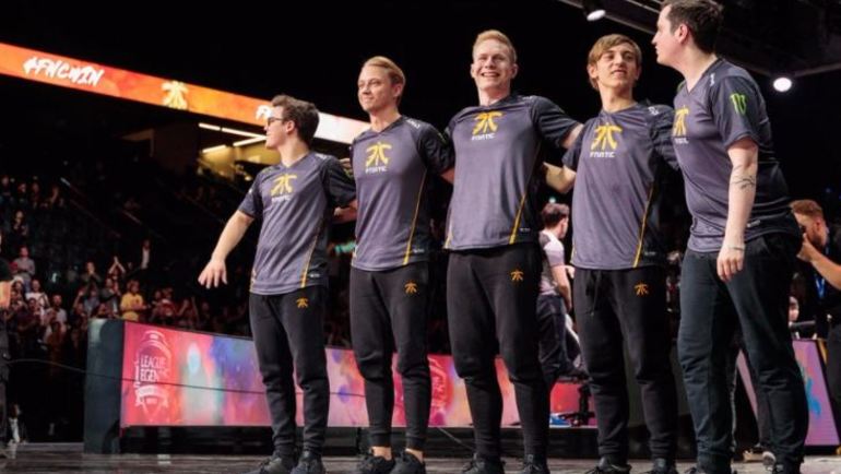 Fnatic snupper en velfortjent billet til Worlds