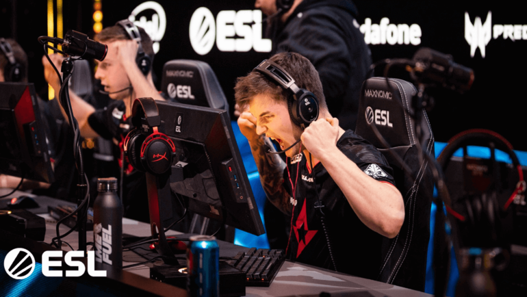 Major - Astralis uddeler tæsk, og er videre til finalen i Katowice!