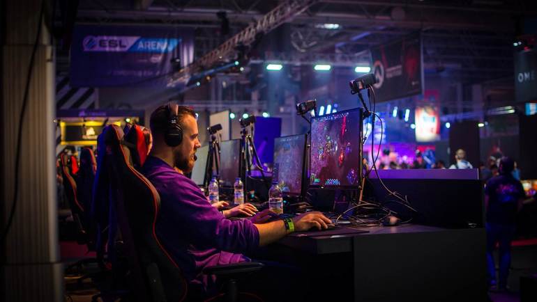 Sådan finder du den bedste skærm til gaming