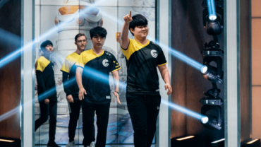 Huni underskriver en millionaftale med Dignitas - og skifter måsk...