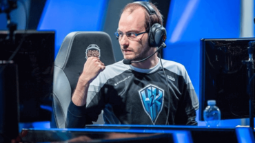Legendarisk botlaner vender tilbage til den professionelle scene ...