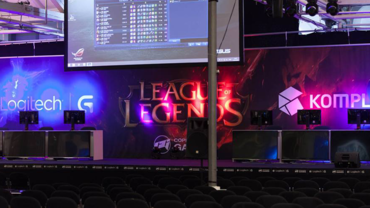 League of Legends begynder nu