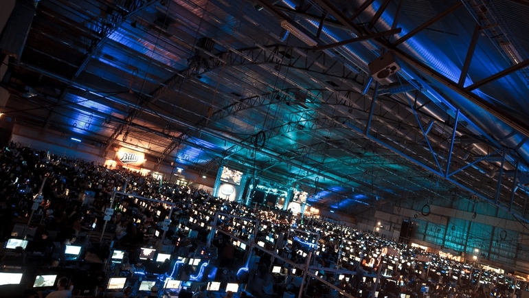 DH Valencia atter med CS:GO på menuen