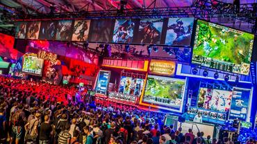 Gamescom og PAX bliver LCS slagmark